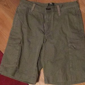 Men’s cargo shorts